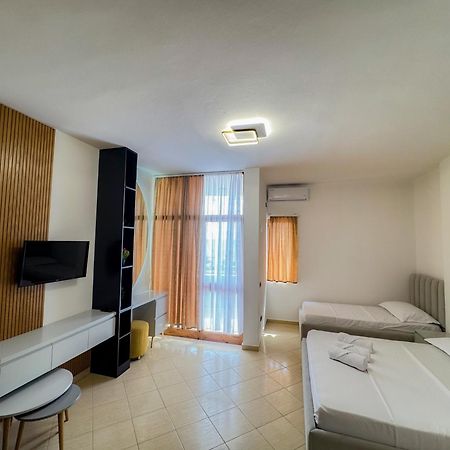 Eden Hotel Shëngjin 外观 照片